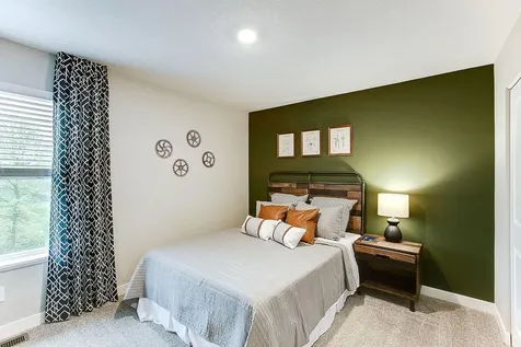 1725 Oak Creek Pass Chaska MN 55318