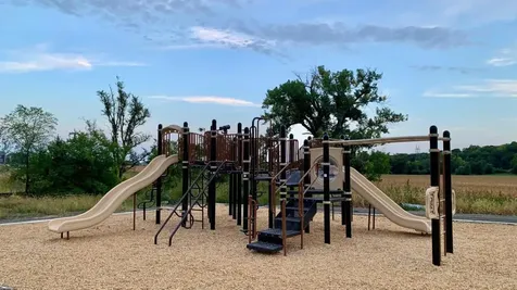 1725 Oak Creek Pass Chaska MN 55318