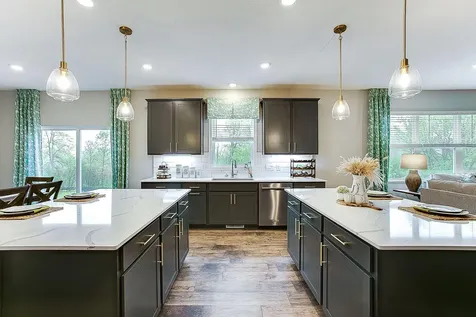 1725 Oak Creek Pass Chaska MN 55318
