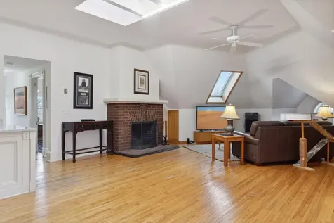1203 Mount Curve Avenue Minneapolis MN 55403