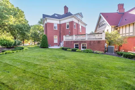 1203 Mount Curve Avenue Minneapolis MN 55403