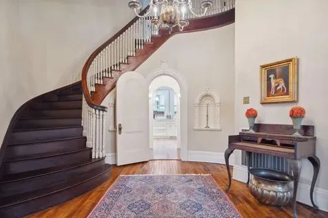 1203 Mount Curve Avenue Minneapolis MN 55403