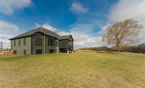 4980 Royal Oaks Circle SW Rochester MN 55902