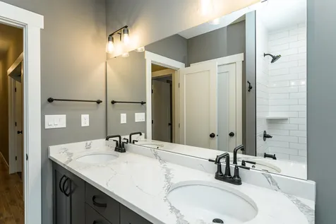 4980 Royal Oaks Circle SW Rochester MN 55902
