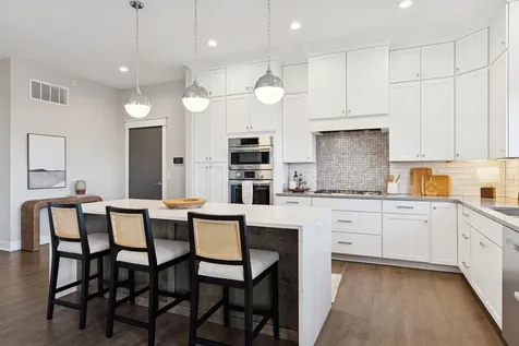 5754 Shady Oak Road S Minnetonka MN 55343