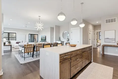 5754 Shady Oak Road S Minnetonka MN 55343