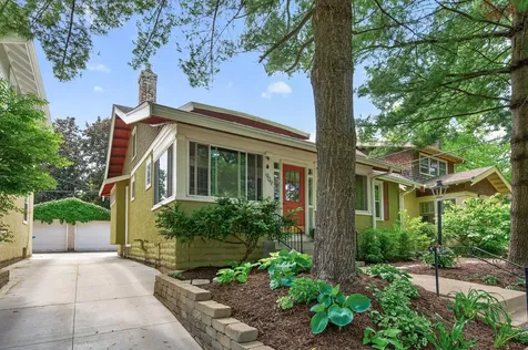 909 W 44th Street Minneapolis MN 55409