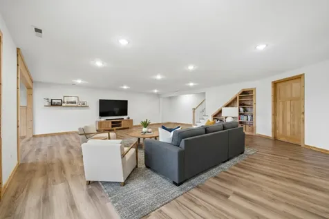 302 Ashley Court Alexandria MN 56308