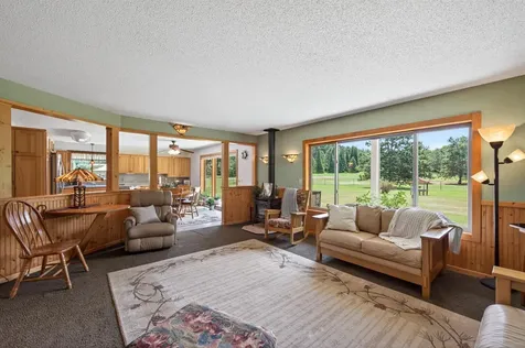 5088 357th Avenue NW Cambridge MN 55017