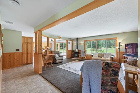 5088 357th Avenue NW Cambridge MN 55017