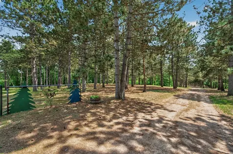 5088 357th Avenue NW Cambridge MN 55017