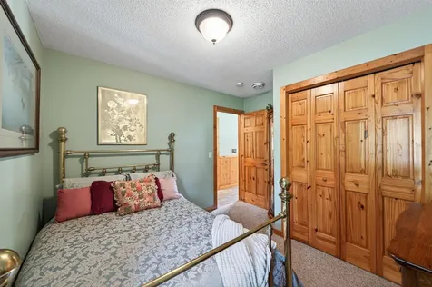 5088 357th Avenue NW Cambridge MN 55017