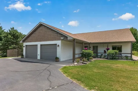 5088 357th Avenue NW Cambridge MN 55017