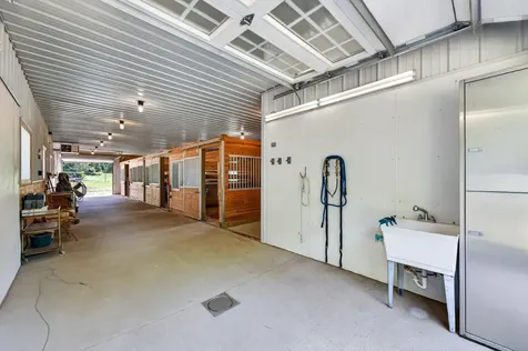 5088 357th Avenue NW Cambridge MN 55017