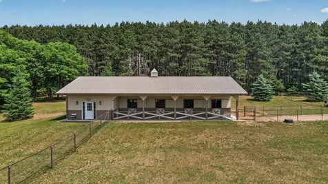 5088 357th Avenue NW Cambridge MN 55017