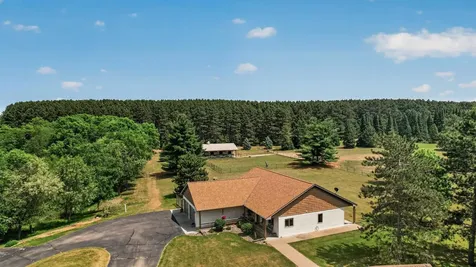 5088 357th Avenue NW Cambridge MN 55017