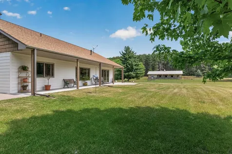 5088 357th Avenue NW Cambridge MN 55017