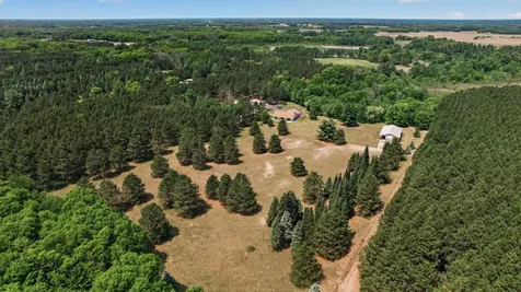 5088 357th Avenue NW Cambridge MN 55017