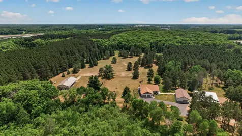 5088 357th Avenue NW Cambridge MN 55017