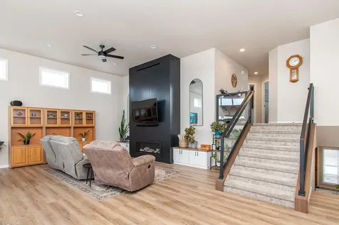 5507 Lori Lane W West Fargo ND 58078