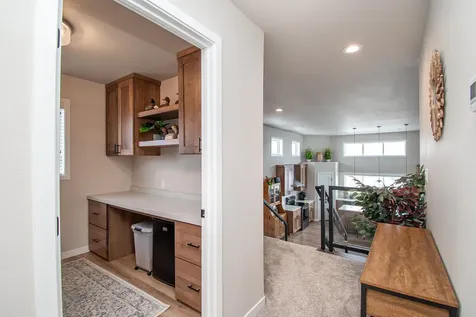 5507 Lori Lane W West Fargo ND 58078