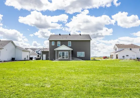8327 59 Street S Horace ND 58047