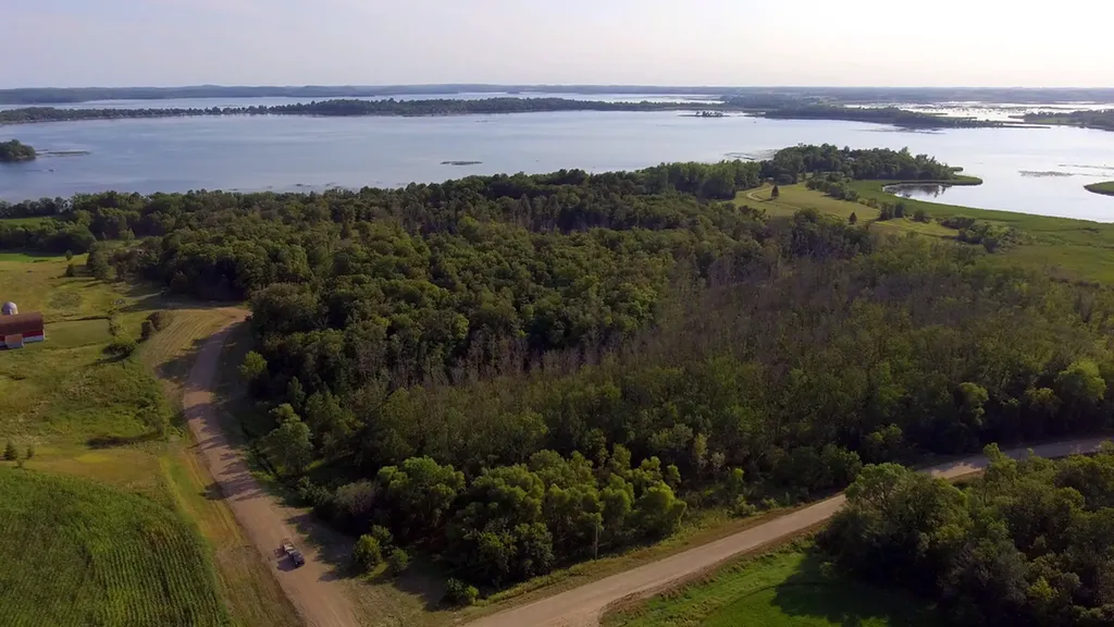 Lot 5 Block 2 Crystal Beach Road Pelican Rapids MN 56572