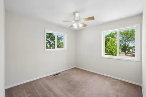 15834 Griffon Path Apple Valley MN 55124