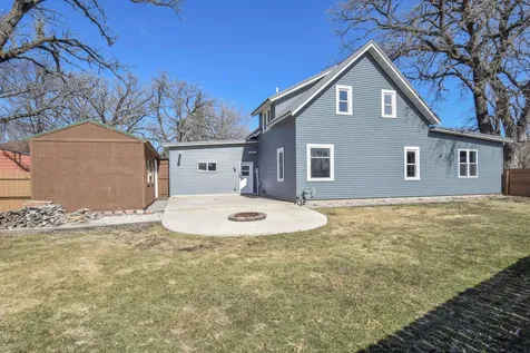 304 5th Avenue N Brownton MN 55312