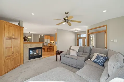 14831 Lac Lavon Drive Burnsville MN 55306