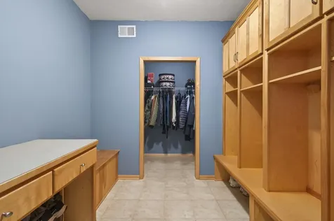 14831 Lac Lavon Drive Burnsville MN 55306