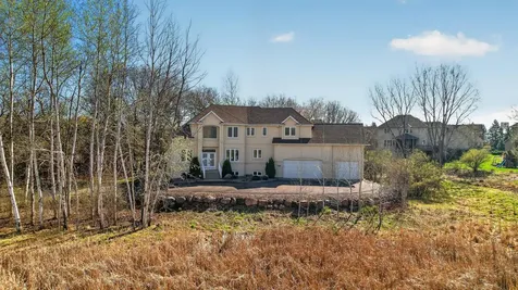 14831 Lac Lavon Drive Burnsville MN 55306