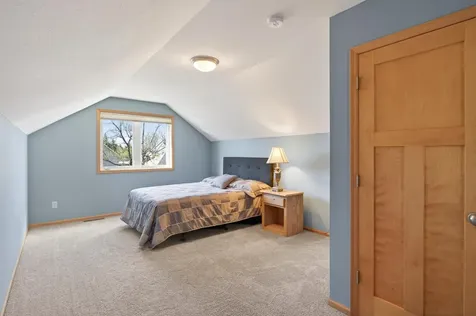 14831 Lac Lavon Drive Burnsville MN 55306
