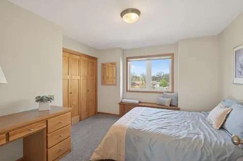 14831 Lac Lavon Drive Burnsville MN 55306