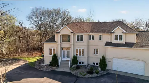 14831 Lac Lavon Drive Burnsville MN 55306