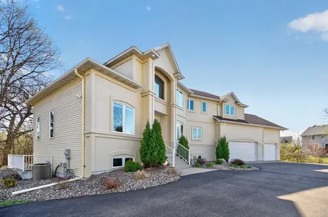 14831 Lac Lavon Drive Burnsville MN 55306