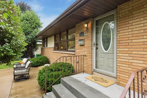 3349 Welcome Avenue N Crystal MN 55422