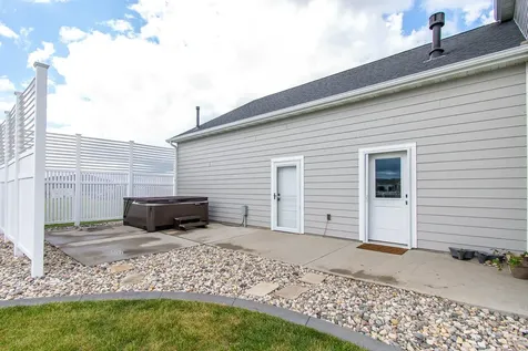 4717 11th Street W West Fargo ND 58078
