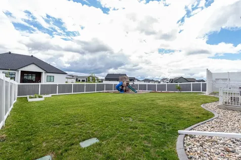 4717 11th Street W West Fargo ND 58078