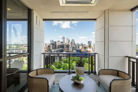 1111 W River Parkway Minneapolis MN 55415