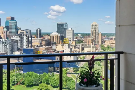 1111 W River Parkway Minneapolis MN 55415
