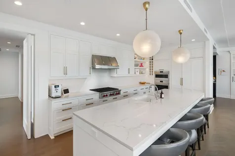 1111 W River Parkway Minneapolis MN 55415