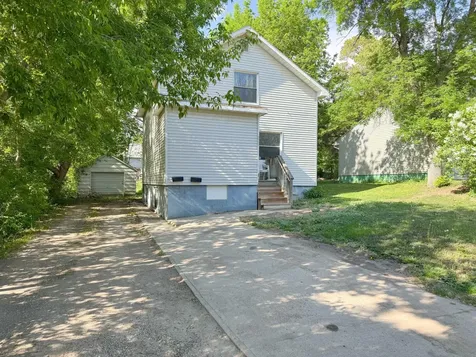 822 W Maple Avenue Fergus Falls MN 56537