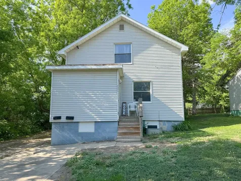 822 W Maple Avenue Fergus Falls MN 56537