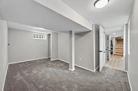 1235 Minnehaha Avenue E Saint Paul MN 55106
