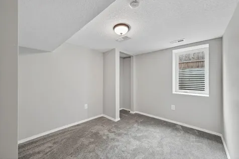 1235 Minnehaha Avenue E Saint Paul MN 55106