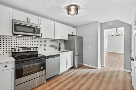 1235 Minnehaha Avenue E Saint Paul MN 55106