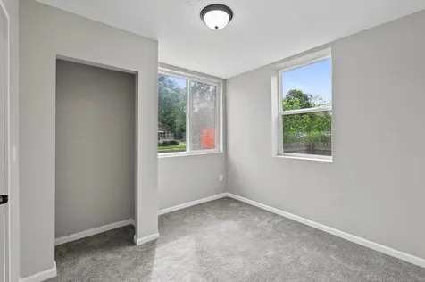 1235 Minnehaha Avenue E Saint Paul MN 55106