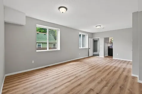 1235 Minnehaha Avenue E Saint Paul MN 55106