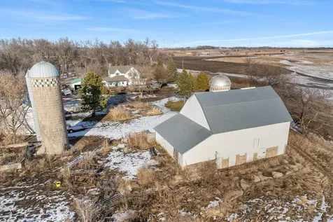 87225 600th Avenue Alpha MN 56111